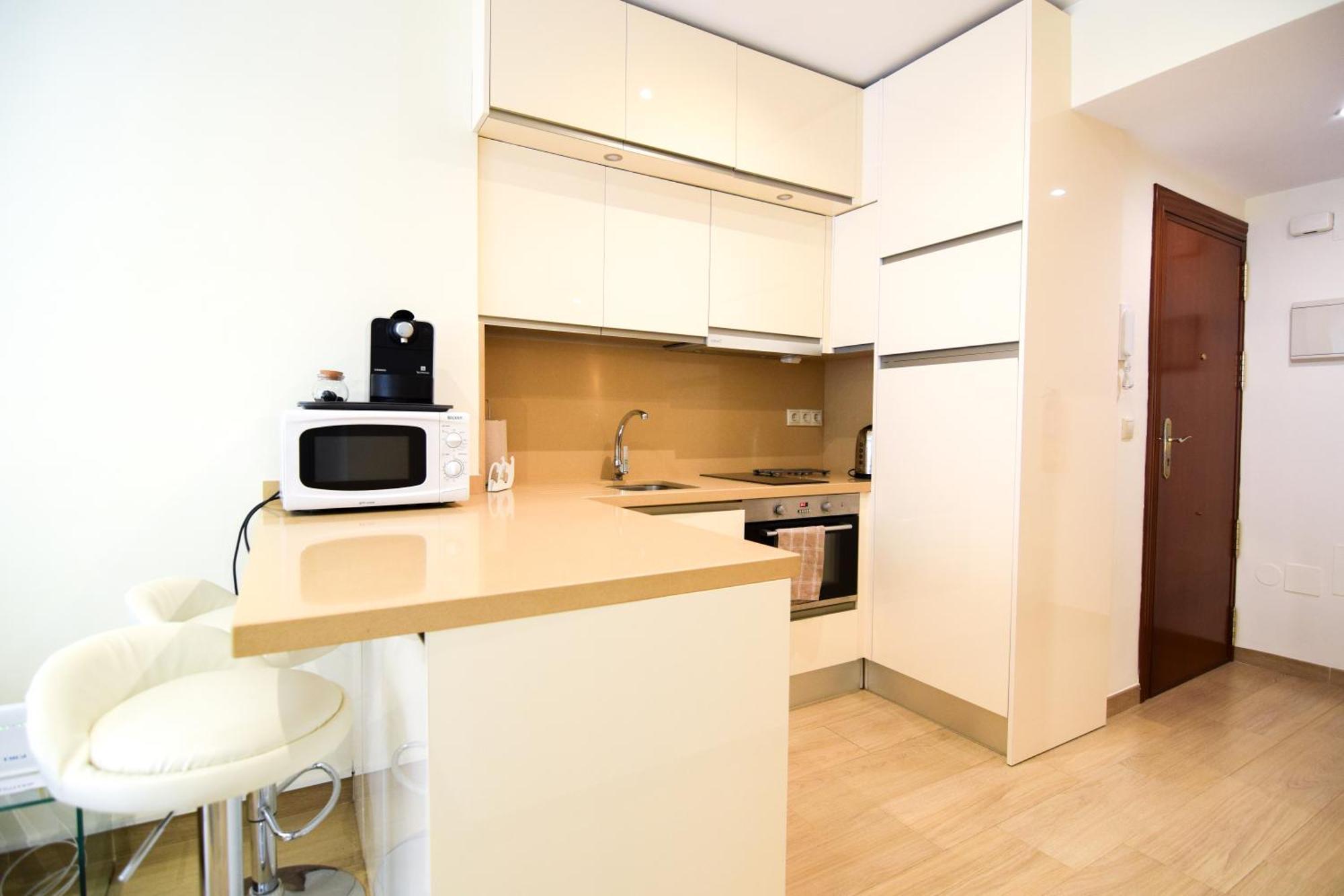 Malagueta Beachside Charm Apartment Malaga Exterior photo