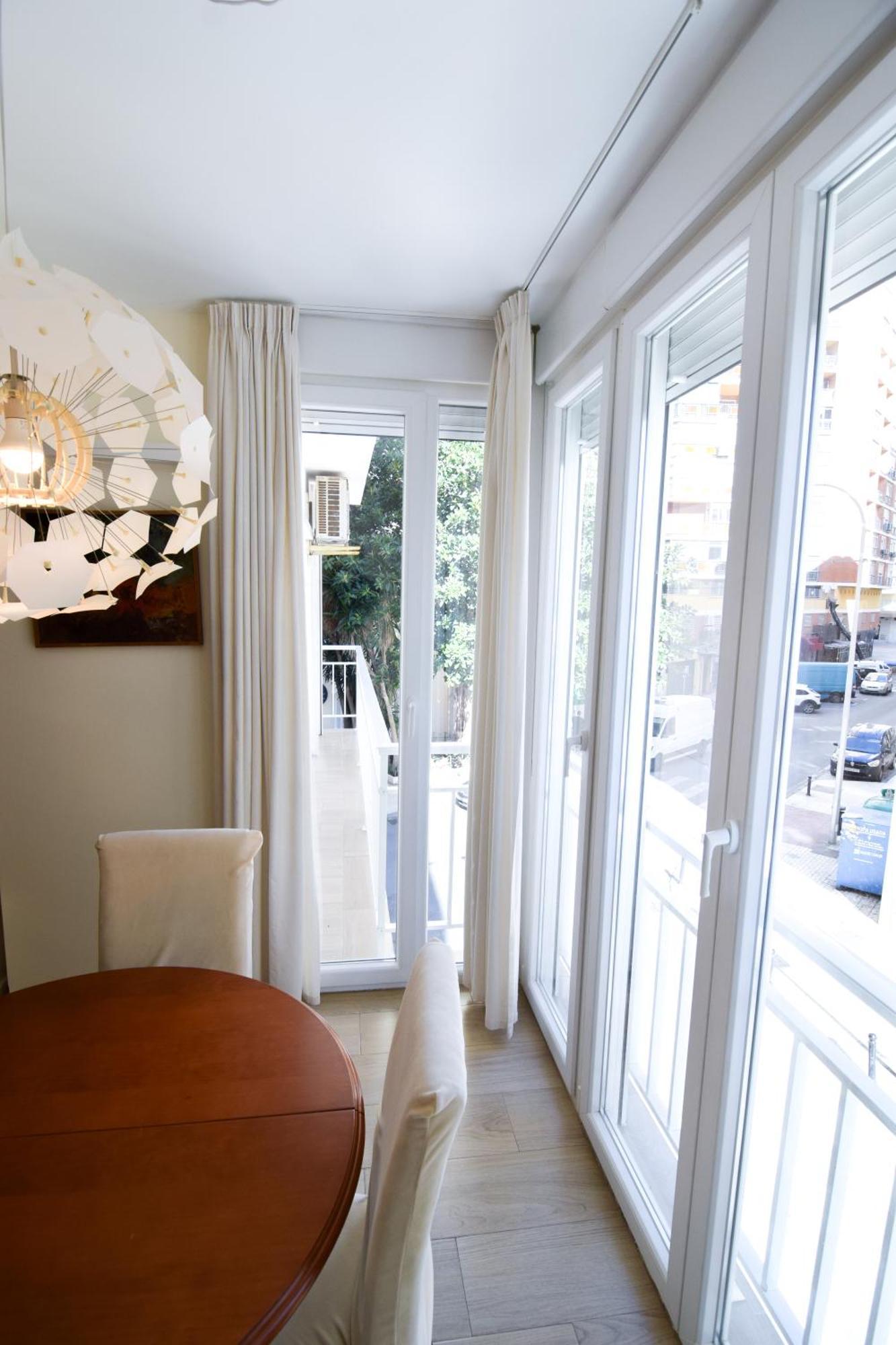Malagueta Beachside Charm Apartment Malaga Exterior photo