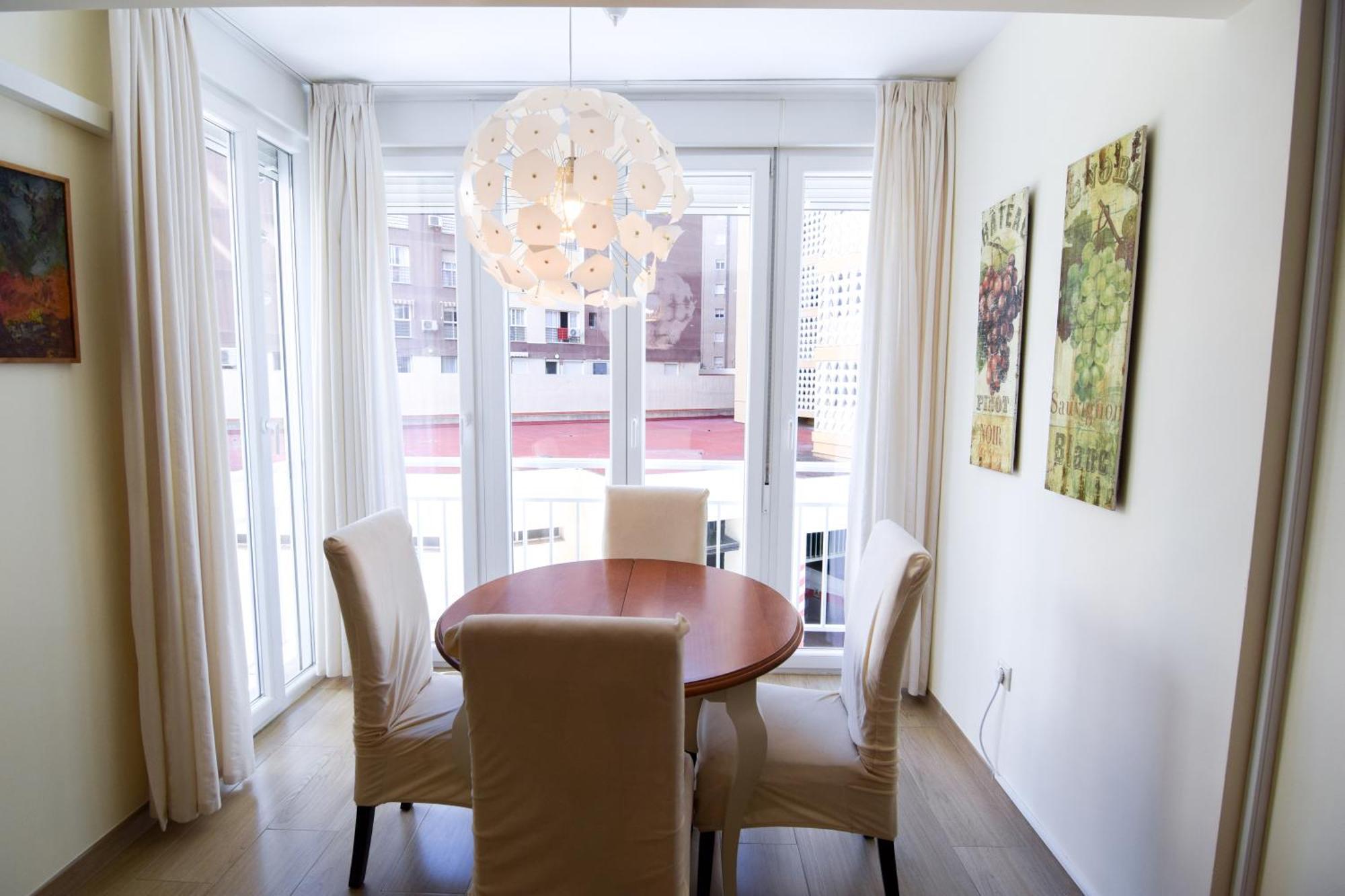 Malagueta Beachside Charm Apartment Malaga Exterior photo